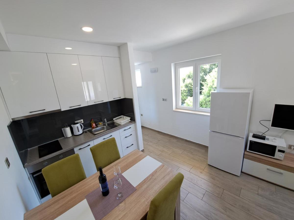 Apartments Sisevic - Comfort Apartments With Balconies And Sea View Slano Exterior photo