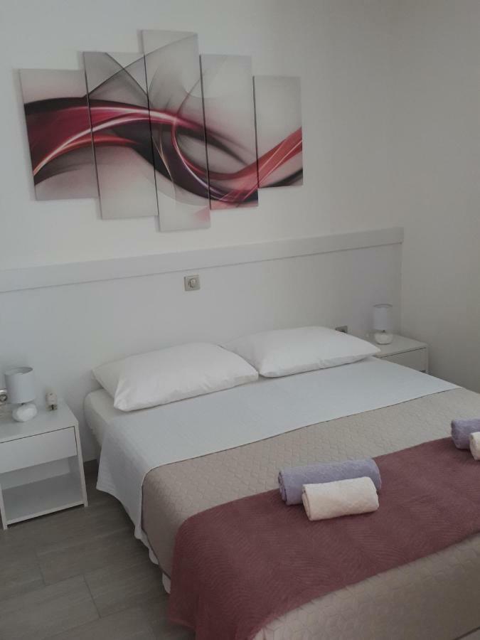 Apartments Sisevic - Comfort Apartments With Balconies And Sea View Slano Exterior photo